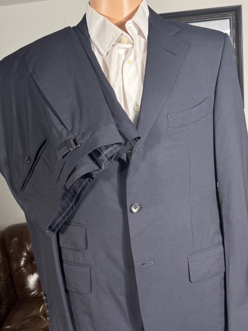 Tom Ford Navy Blue Wool 2Pc Suit Notch Lapel 50R Italy 40R US 35x30.5 Pants EUC